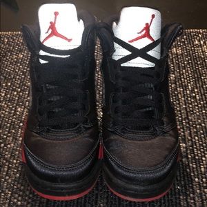 AIR JORDAN 5 RETRO "SATIN BRED"